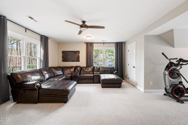 4129 Mittglen Lane, Cary, NC 27518