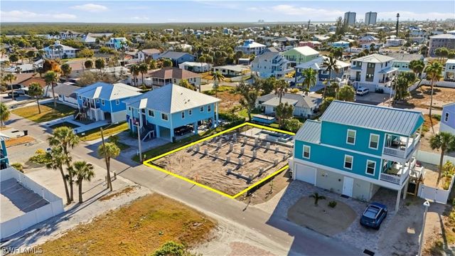 140 Jefferson ST, Bonita Springs, FL 33931