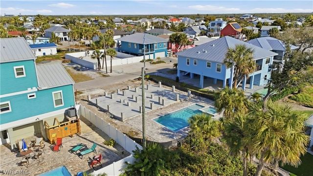 140 Jefferson ST, Bonita Springs, FL 33931