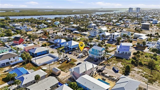 140 Jefferson ST, Bonita Springs, FL 33931