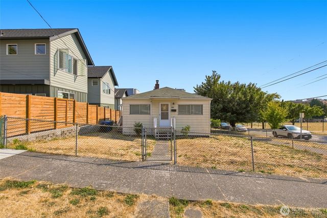 1403 E Alder Street, Seattle, WA 98122