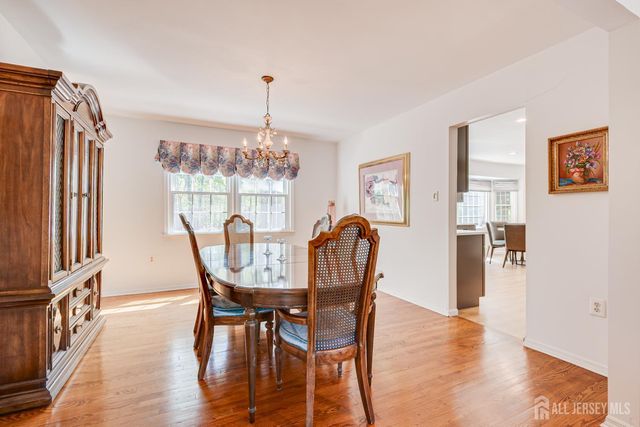 8 Woodmere Road, North Brunswick, NJ 08902