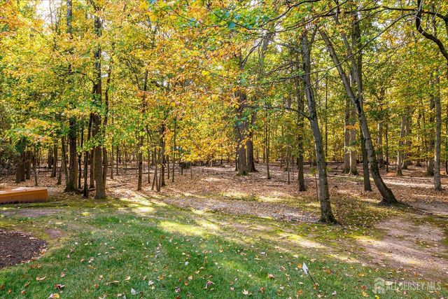 8 Woodmere Road, North Brunswick, NJ 08902