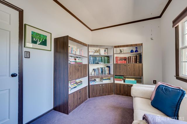 8 Woodmere Road, North Brunswick, NJ 08902