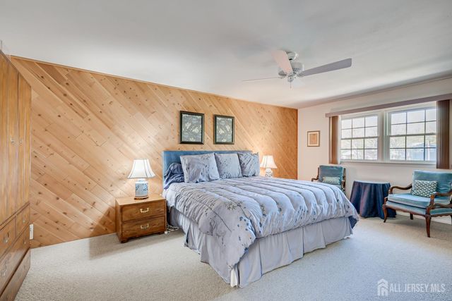 8 Woodmere Road, North Brunswick, NJ 08902