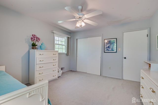 8 Woodmere Road, North Brunswick, NJ 08902