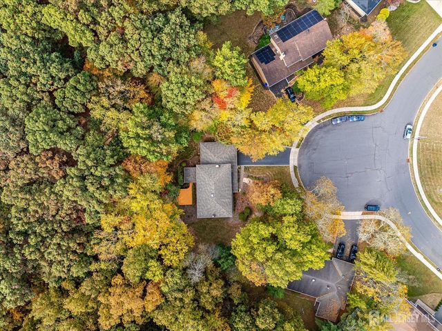 8 Woodmere Road, North Brunswick, NJ 08902