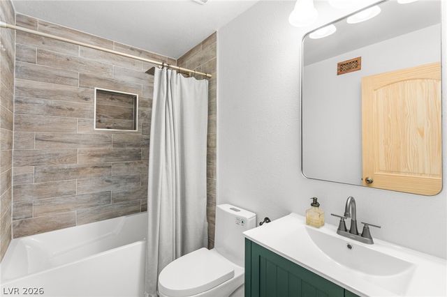 3838 Silent Hill Drive, Las Vegas, NV 89147