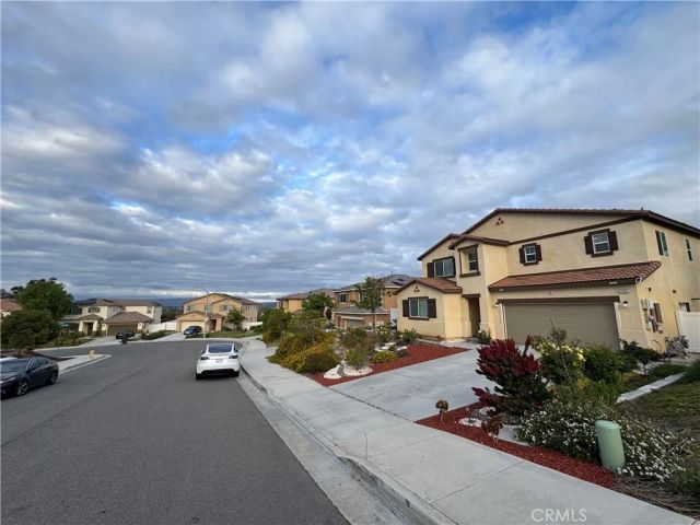 11742 Connell, Riverside, CA 92505