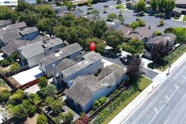 1886 Wembley Ct, San Jose, CA 95132