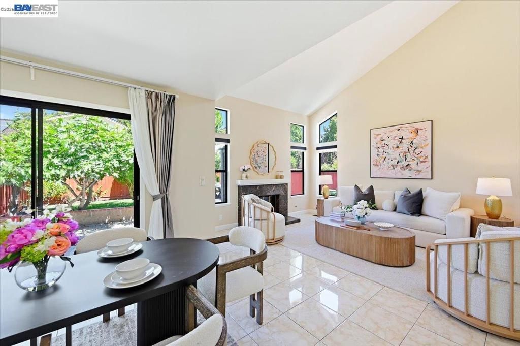 Image 6 of property listing at 1886 Wembley Ct, San Jose, CA 95132