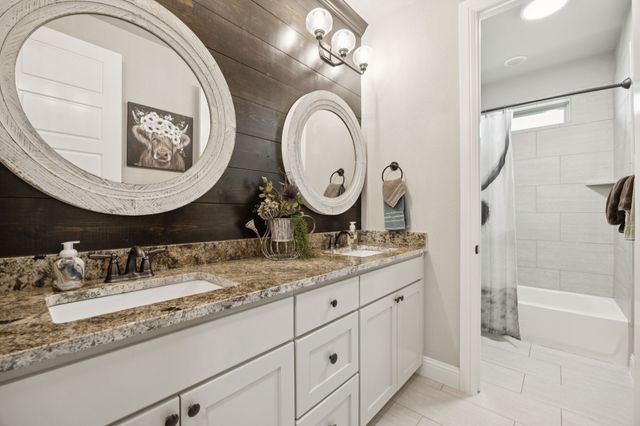 8604 Tuscan Way, Godley, TX 76044
