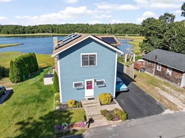 28 Arlington Road, Wareham, MA 02571
