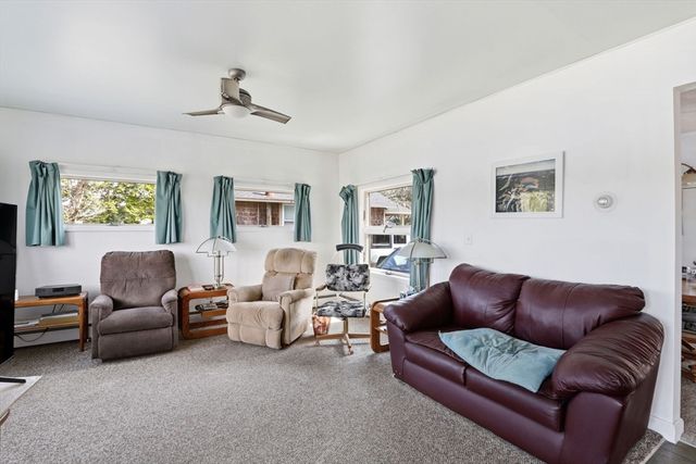 28 Arlington Road, Wareham, MA 02571