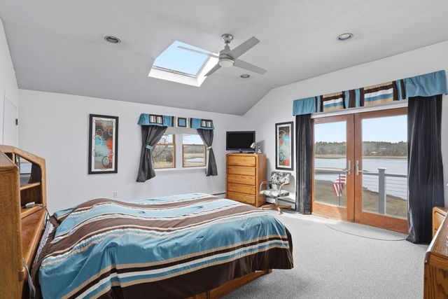 28 Arlington Road, Wareham, MA 02571