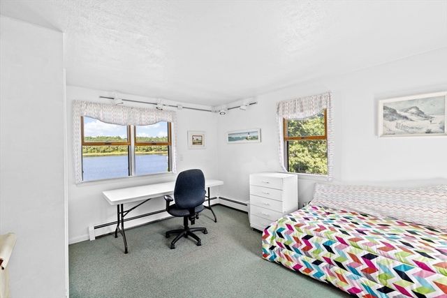 28 Arlington Road, Wareham, MA 02571