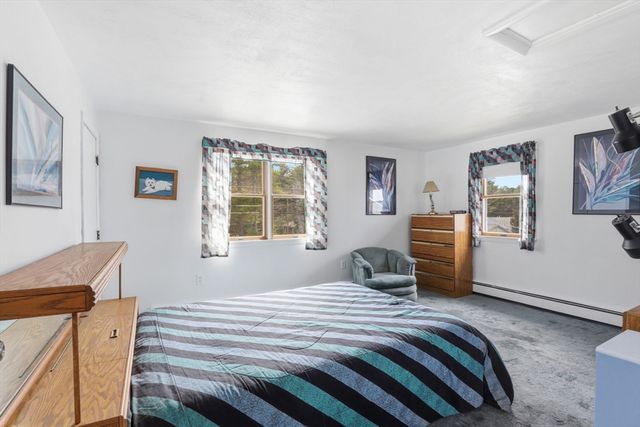 28 Arlington Road, Wareham, MA 02571