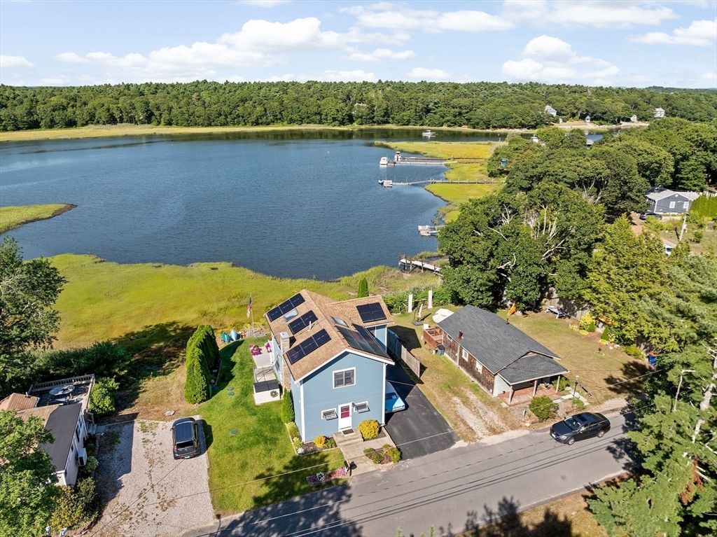 28 Arlington Road, Wareham, MA 02571