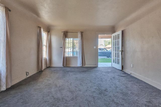 615 burkett, Stockton, CA 95205