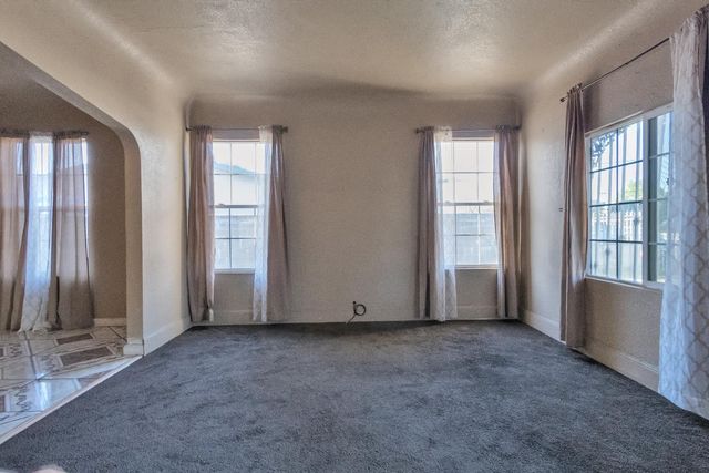 615 burkett, Stockton, CA 95205