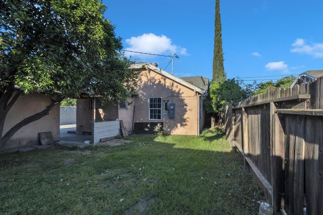 615 burkett, Stockton, CA 95205
