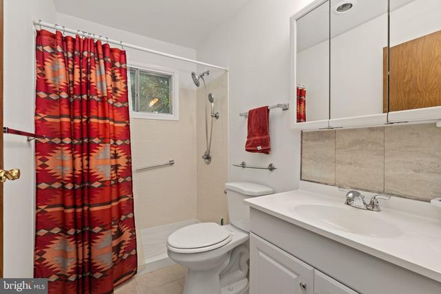 3 WYOMING AVE, Whiting, NJ 08759