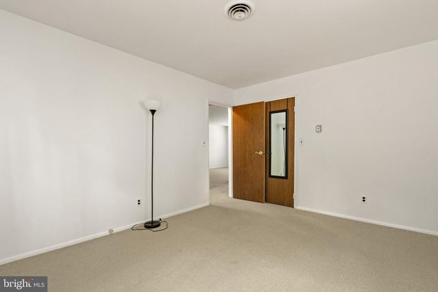 3 WYOMING AVE, Whiting, NJ 08759