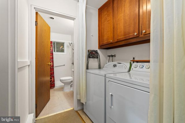 3 WYOMING AVE, Whiting, NJ 08759