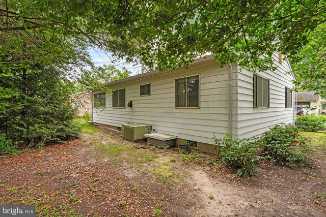3 WYOMING AVE, Whiting, NJ 08759