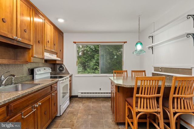 3 WYOMING AVE, Whiting, NJ 08759