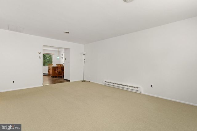 3 WYOMING AVE, Whiting, NJ 08759