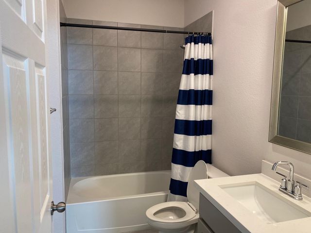 764 Long Run, Liberty Hill, TX 78642