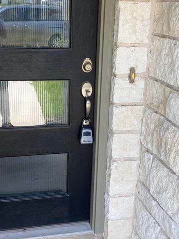 764 Long Run, Liberty Hill, TX 78642