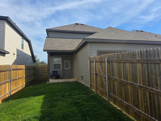 764 Long Run, Liberty Hill, TX 78642