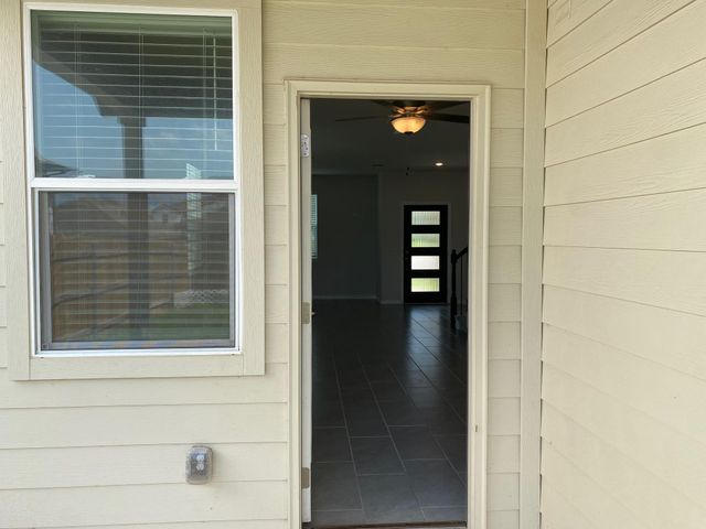 764 Long Run, Liberty Hill, TX 78642