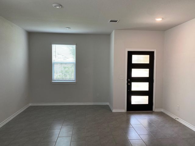 764 Long Run, Liberty Hill, TX 78642