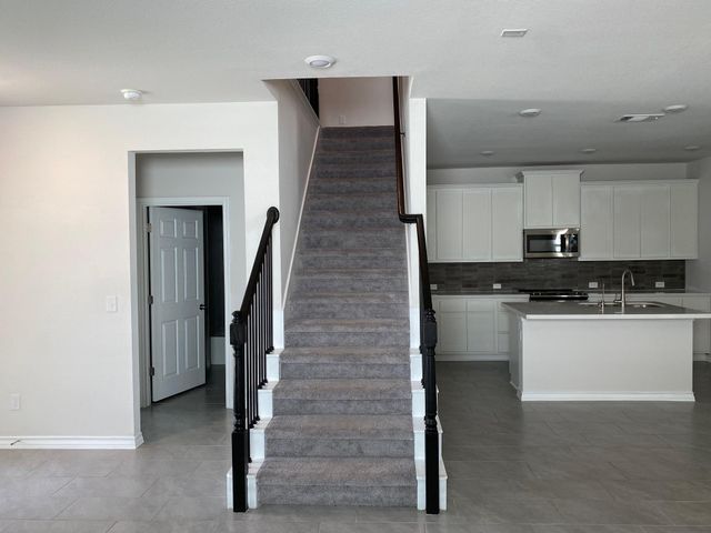 764 Long Run, Liberty Hill, TX 78642