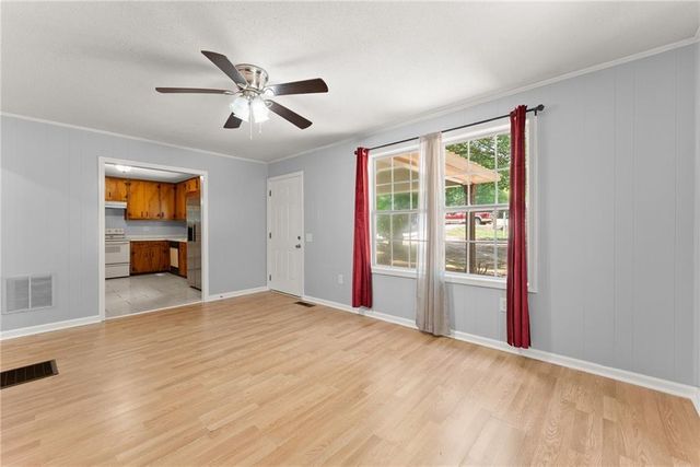 2970 Gillsville Highway, Gainesville, GA 30507