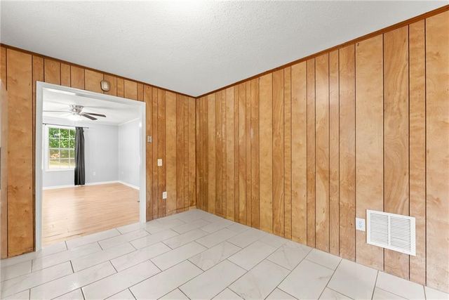2970 Gillsville Highway, Gainesville, GA 30507