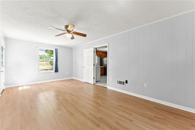2970 Gillsville Highway, Gainesville, GA 30507