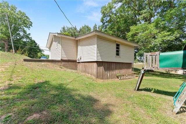 2970 Gillsville Highway, Gainesville, GA 30507