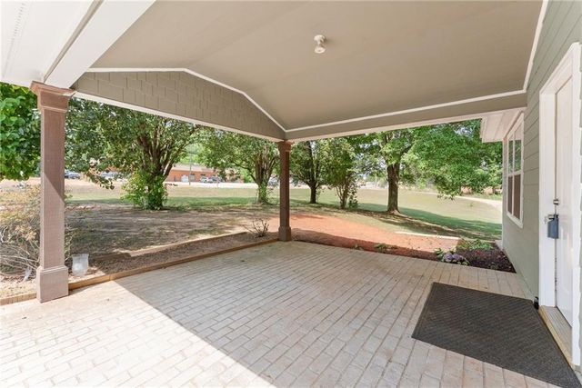 2970 Gillsville Highway, Gainesville, GA 30507