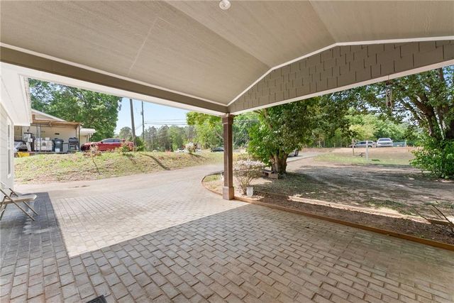 2970 Gillsville Highway, Gainesville, GA 30507