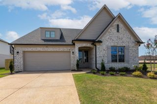 90 HILLSIDE DR, Oakland, TN 38060