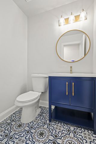 2420 Roxbury Lane, Montgomery, IL 60538