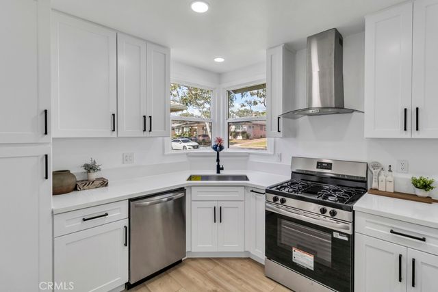 10947 Atkinson, Inglewood, CA 90303