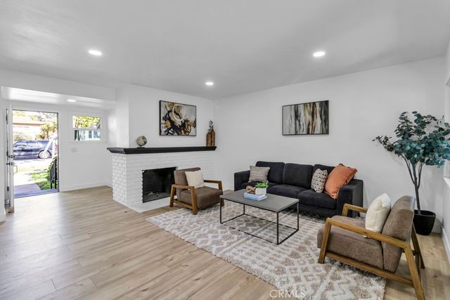10947 Atkinson, Inglewood, CA 90303