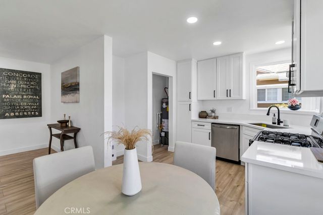 10947 Atkinson, Inglewood, CA 90303