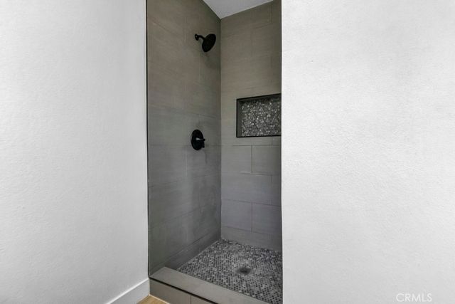 10947 Atkinson, Inglewood, CA 90303
