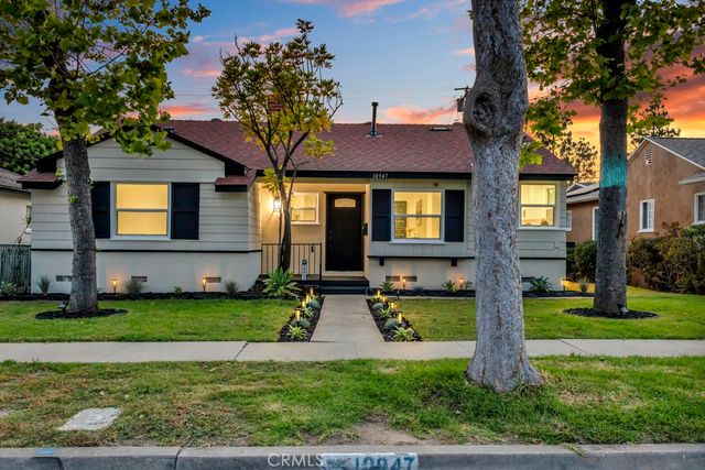 10947 Atkinson, Inglewood, CA 90303